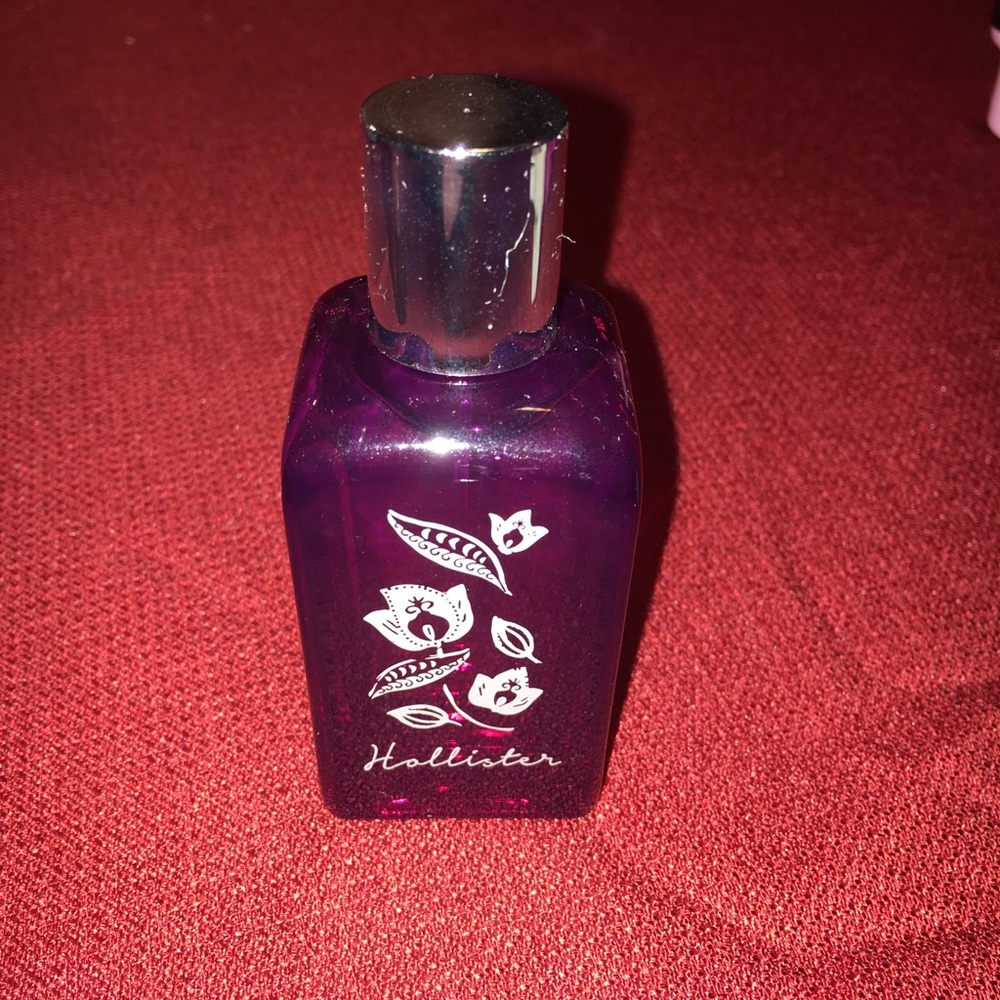 Hollister perfume